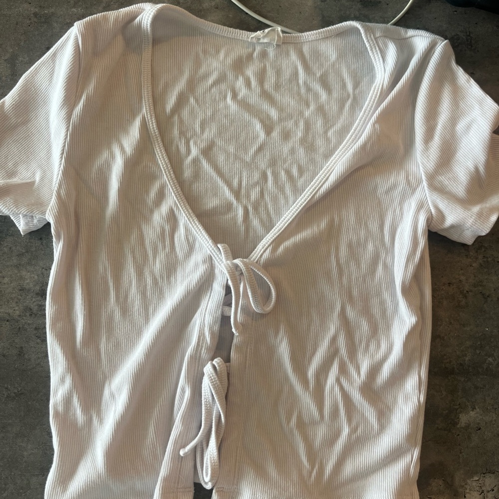 Aritzia White Short Sleeve Tie-Front Top
